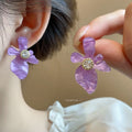 Light Luxury Sparkling Zircon Resin Flower Stud Earrings With Silver Pins view 3
