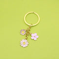 Zinc Alloy Gold Daisy Flower Keychain Gift Bag Charm view 1