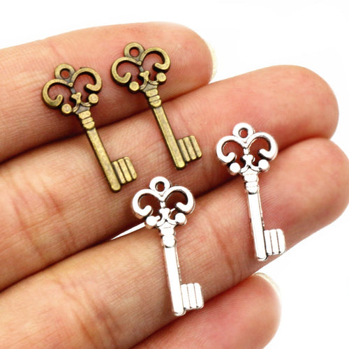 Alloy Key Charm Pendant For DIY Jewelry Accessories Necklace Bracelet 21x10mm 0.4g