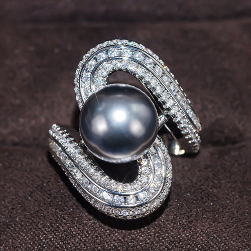 Futuristic Design Ring For Women With Imitation Pearl, Niche Fashion Jewelry
