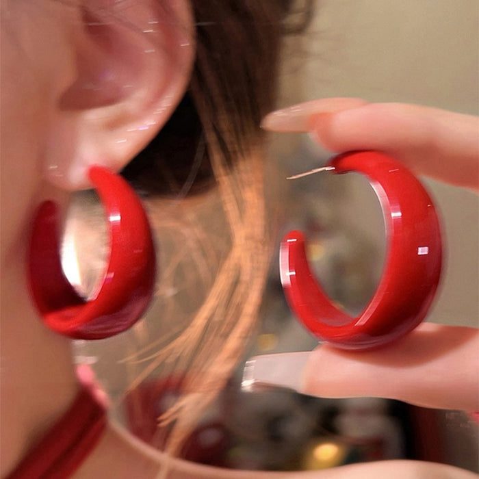 Retro Hong Kong Style Acrylic C-Shaped Stud Earrings With Silver Needle Geometric Round Design