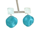 Resin Irregular Diamond Wave Stud Earrings, Vacation Style Sweet Geometric Jewelry view 5