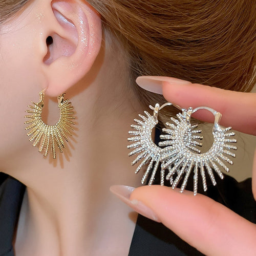 European American Irregular Round Firework Metal Ear Cuff Earrings Minimalist Geometric Jewelry
