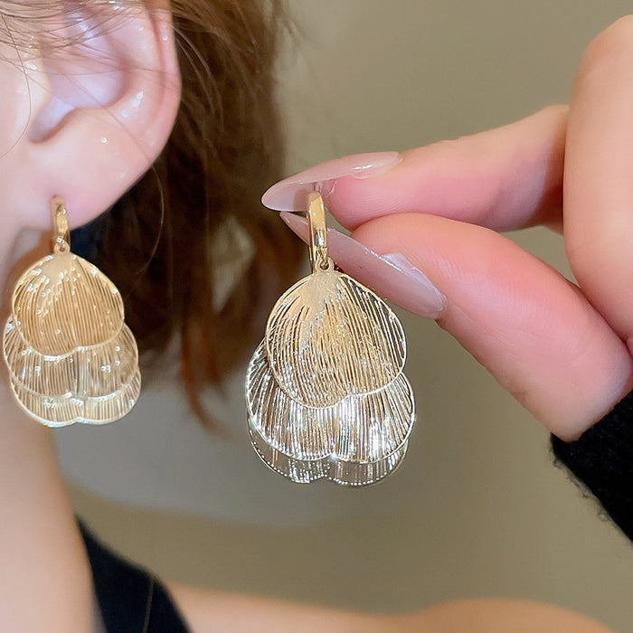 Copper Hollow Flower Petal Heart Pendant Drop Earrings For Women Light Luxury Fashion Jewelry