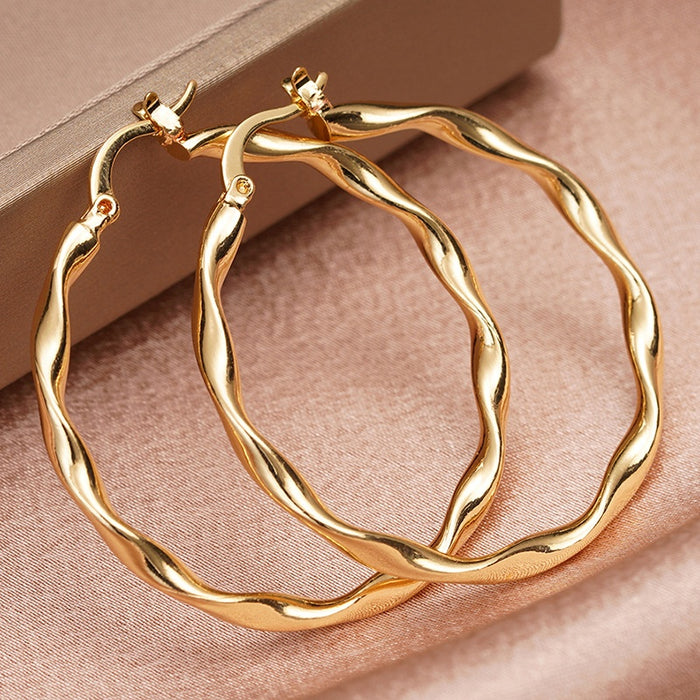 Wavy Thin Ring Metal Ear Cuffs For Women, Electroplated Faux Gold Cool Girl Asian Style Jewelry Earrings