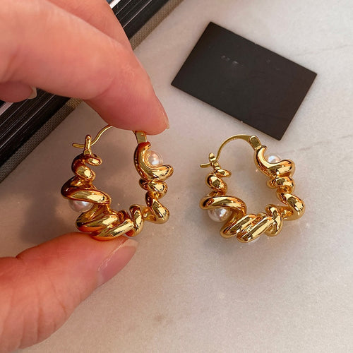 Vintage Twisted U Shape Faux Pearl Metal Ear Cuff Earrings Light Luxury Geometric Jewelry