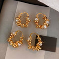 Vintage Twisted U Shape Faux Pearl Metal Ear Cuff Earrings Light Luxury Geometric Jewelry view 3