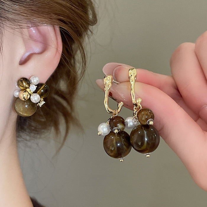 French Court Style Acrylic Geometric Round Pendant Earrings With Silver Pins And Zircon Accents