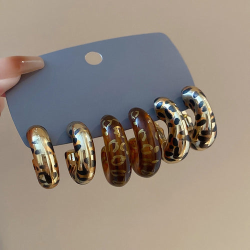 Leopard Print Acrylic C Shape Stud Earrings With Steel Pins, Vintage Geometric Circle Design