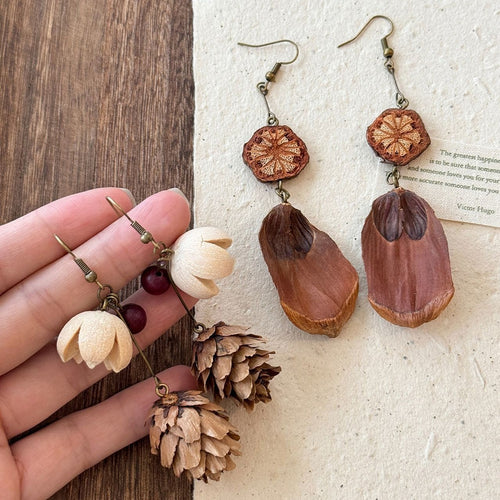 Vintage Maillard Wooden Acorn Flower Pendant Drop Earrings With Ear Hook Design