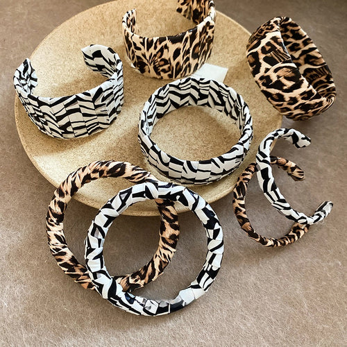 Faux Leather Leopard Zebra Print Open Bangle European American Retro Fashion Bracelet