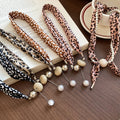 Vintage Ethnic Leopard Print Acrylic Round Bead Pearl Pendant Choker Necklace For Women view 4