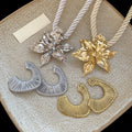 Alloy Woven Flower Necklace And Earrings Jewelry Set, European Style Smooth Collarbone Chain Design view 1