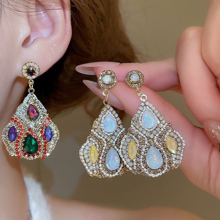 Elegant Court Style Teardrop Zircon Crystal Drop Earrings With Silver Needle