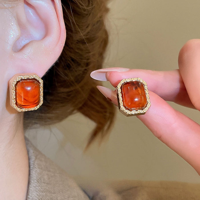 Vintage Maillard Acrylic Geometric Stud Earrings With Silver Posts, Court Style Light Luxury Jewelry