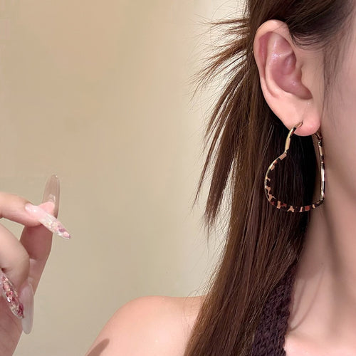 Vintage Leopard Print Heart Hoop Earrings, Maillard Style Iron Statement Jewelry