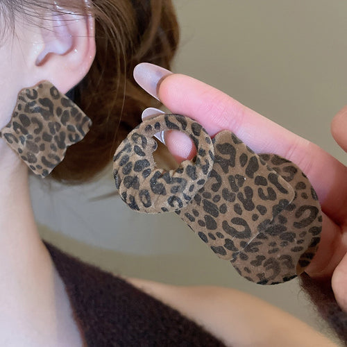 Vintage Ethnic Leopard Print Flocked Fabric Geometric Pleated Pendant Drop Earrings