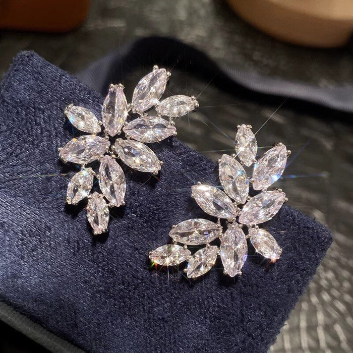 Women's Light Luxury Stud Earrings With Marquise Floral Design, Elegant Dress Fashion Accessories
