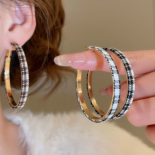 Fabric Geometric Round Pendant Hoop Earrings For Women, Minimalist European Style Silver Needle