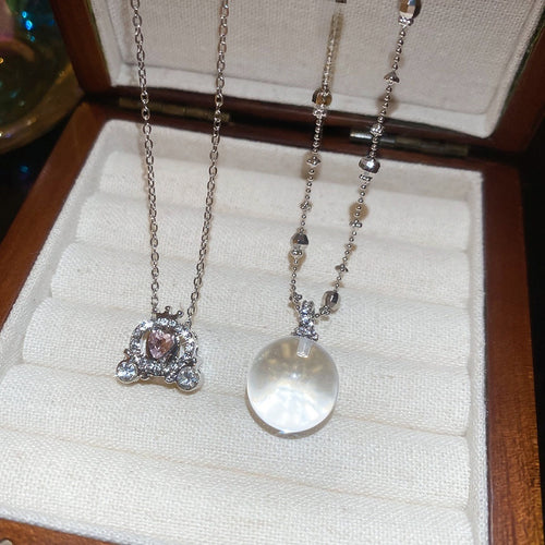 Sparkling Rhinestone Heart Geometric Round Pendant Iron Crystal Necklace Light Luxury Minimalist Style