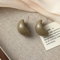 Vintage Maillard Crescent Half Moon Resin Studs Elegant Autumn Winter Light Luxury Women's Earrings view 3