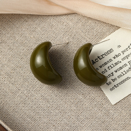 Vintage Maillard Crescent Half Moon Resin Studs Elegant Autumn Winter Light Luxury Women's Earrings