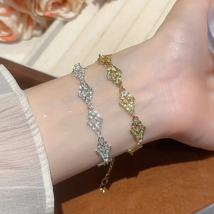 European Style Alloy Heart Hollow Cloud Bangle Minimalist Metallic Fashion Bracelet