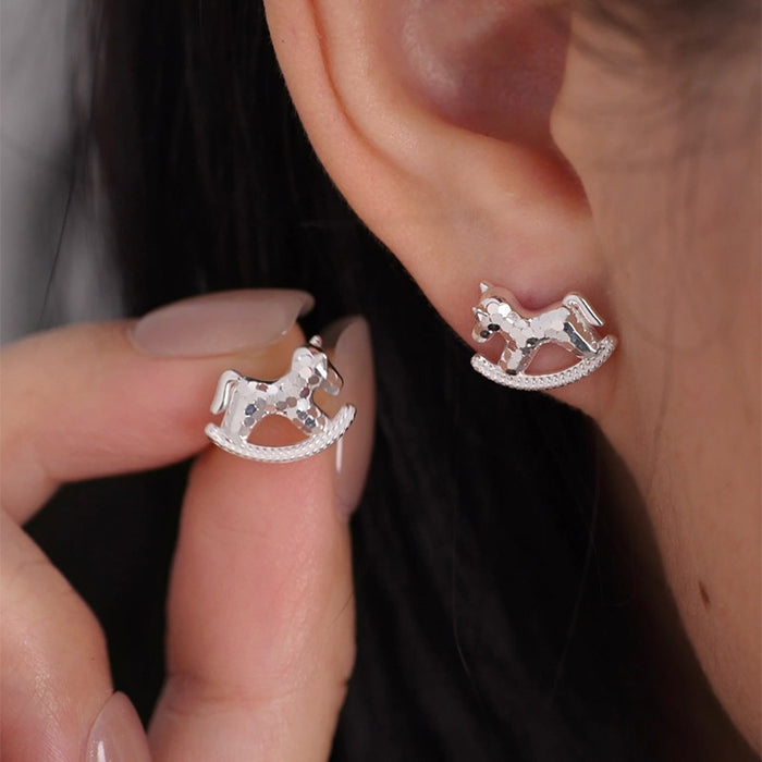 Korean Style Sparkling Zircon Pony Copper Stud Earrings For Women, Minimalist Animal Design