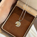 Korean Style Rhinestone Flower Chain Adjustable Pendant Sweater Necklace Copper Minimalist Light Luxury Necklace view 3