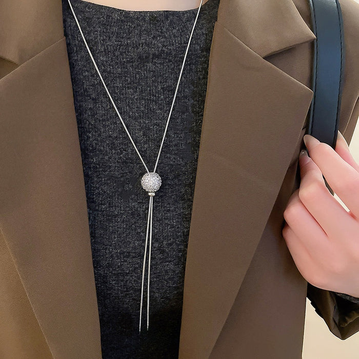 Light Luxury Copper Zircon Geometric Round Pendant Adjustable Sweater Necklace For Women