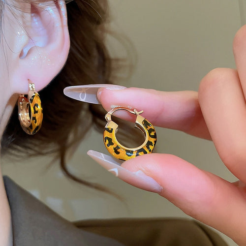 14K Gold Plated Copper Leopard Enamel Round Pendant Drop Earrings Maillard Style For Women