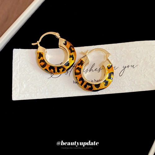 14K Gold Plated Copper Leopard Enamel Round Pendant Drop Earrings Maillard Style For Women