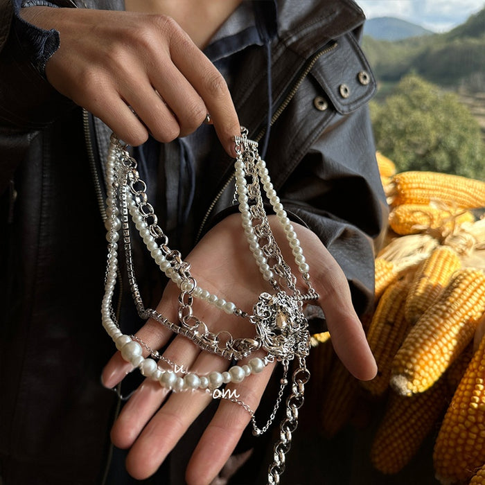 Light Luxury Faux Pearl Beaded Multi Layer Necklace With Zircon Round Portrait Pendant