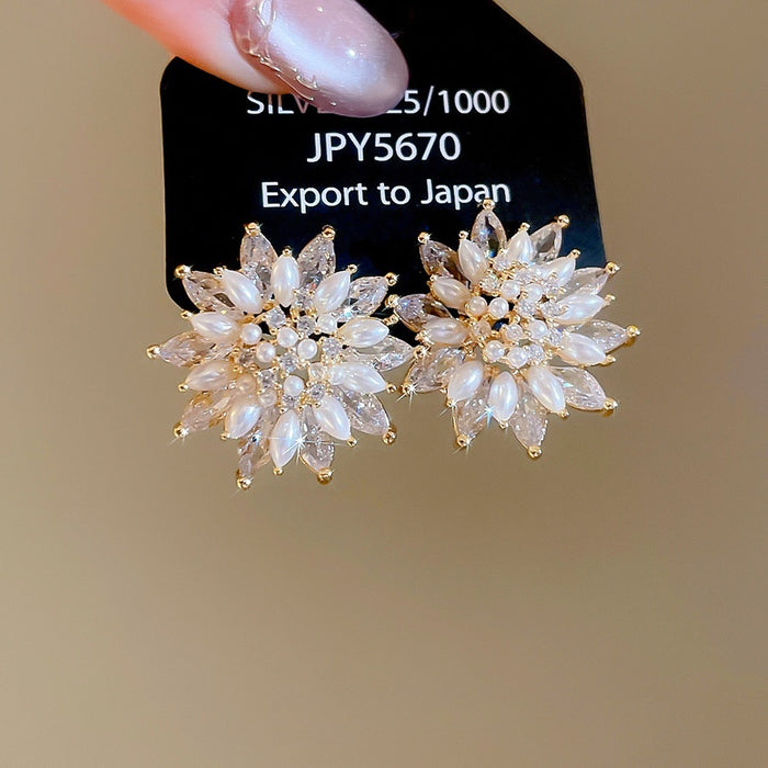 18K Gold Plated Silver Post Zircon Faux Pearl Flower Stud Earrings For Women Light Luxury Elegant Jewelry