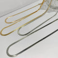 Stainless Steel Heart Pendant Necklace Light Luxury Dainty Collarbone Chain view 3