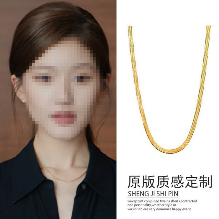 Stainless Steel Heart Pendant Necklace Light Luxury Dainty Collarbone Chain