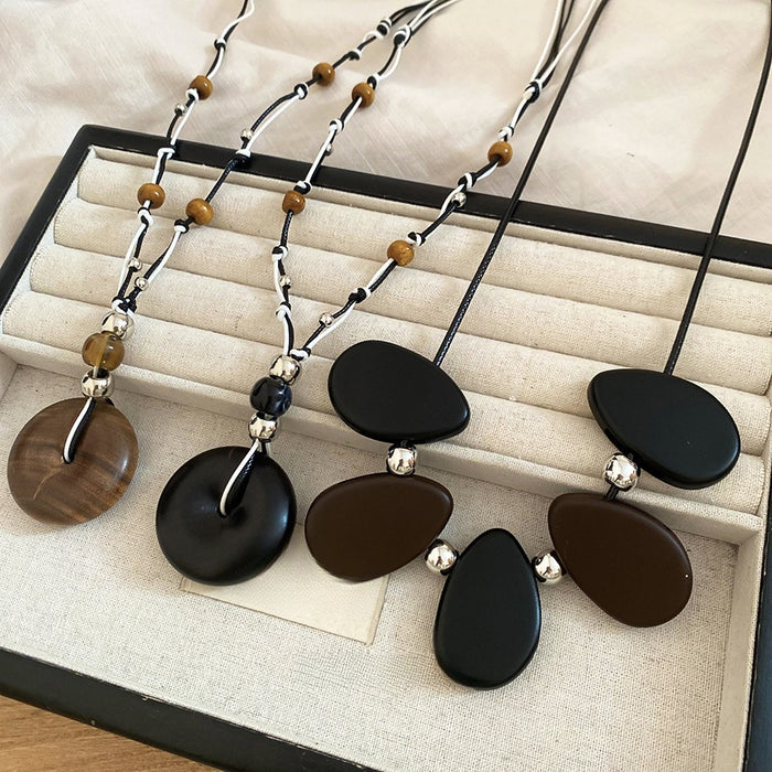 Vintage Maillard Resin Wood Bead Teardrop Round Pendant Copper Zircon Choker Necklace