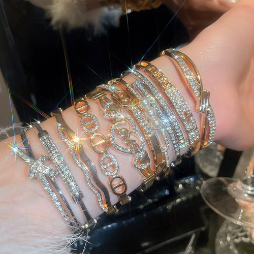 Light Luxury Alloy Bangle With Rhinestone Nail Cross Design And Round Clasp