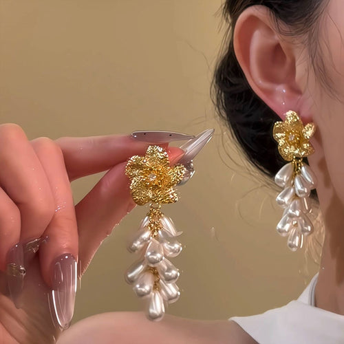 Elegant Vintage Pleated Flower Zircon Waterdrop Faux Pearl Drop Earrings For Women