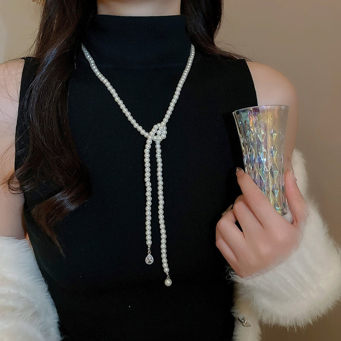 Light Luxury Faux Pearl Beaded Teardrop Crystal Pendant Sweater Necklace