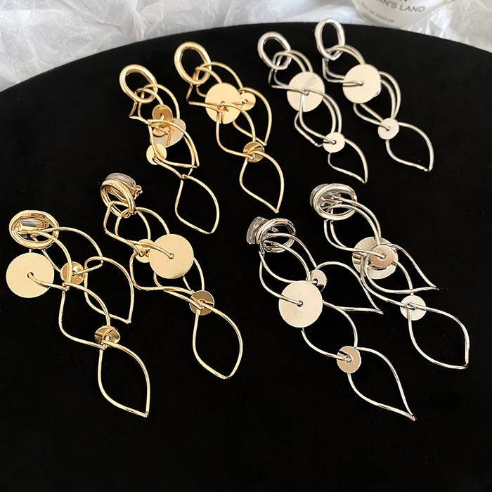 Copper Hollow Round Tassel Clip-on Earrings European Style Geometric Metal Dangle