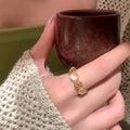 French Vintage Court Style Resin Open Ring With Round Coin Hollow Geometric Design view 1