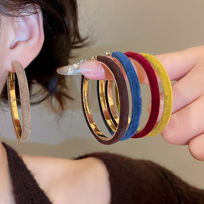 Plush Flocked Geometric Round Hoop Earrings With Silver Needle Minimalist Winter Style