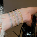 18K Gold Plated Copper Heart Arrow Clasp Bangle Light Luxury Designer Jewelry view 2