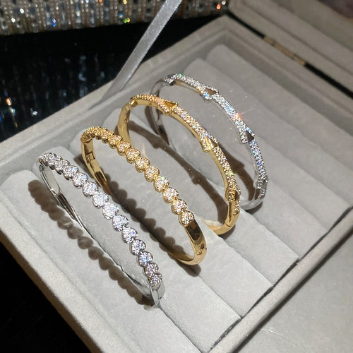 18K Gold Plated Copper Heart Arrow Clasp Bangle Light Luxury Designer Jewelry