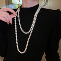 Light Luxury Faux Pearl Long Sweater Necklace French Vintage Court Style Round Geometric Pendant view 3