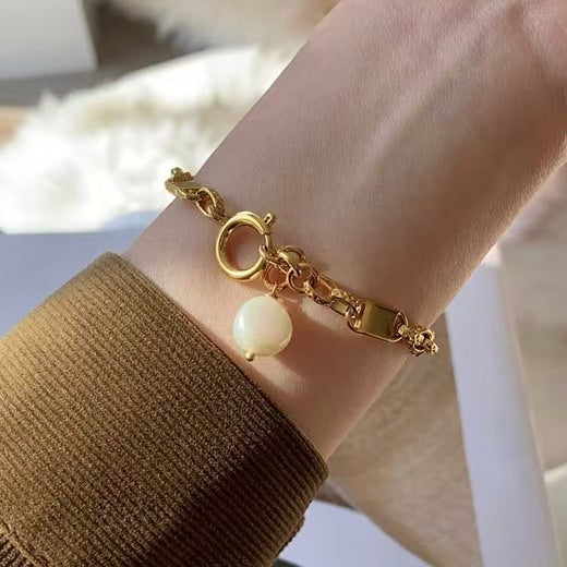 18K Gold Plated Chain Bangle With Square Faux Pearl Geometric Light Luxury Bracelet For Women