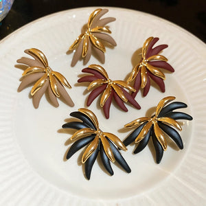 18K Gold Plated Copper Flower Stud Earrings With Silver Posts Vintage Hong Kong Style Elegant Women's Jewelry