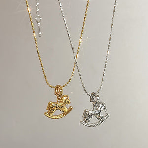 18K Gold Plated Copper Horse Pendant Necklace Light Luxury Minimalist Collarbone Chain
