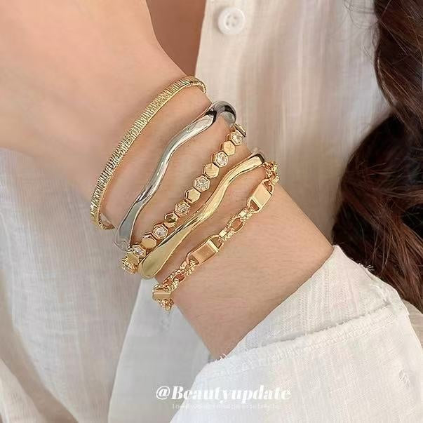 18K Gold Plated Copper Zircon Geometric Hollow Honeycomb Open Bangle Vintage Light Luxury